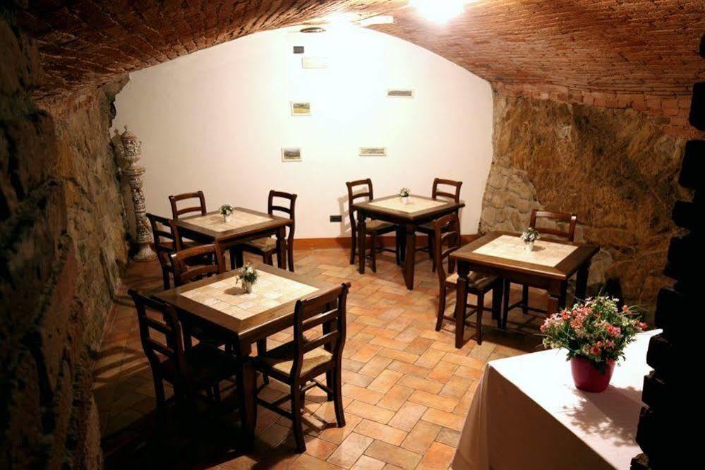 Baldovino Di Monte Bed and Breakfast Monte San Savino Zewnętrze zdjęcie
