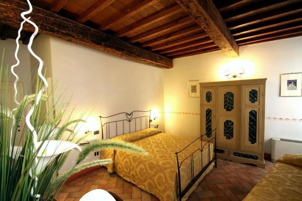 Baldovino Di Monte Bed and Breakfast Monte San Savino Zewnętrze zdjęcie