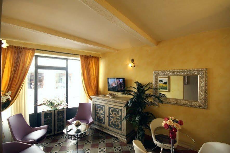 Baldovino Di Monte Bed and Breakfast Monte San Savino Zewnętrze zdjęcie